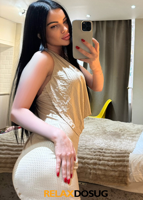  Тина