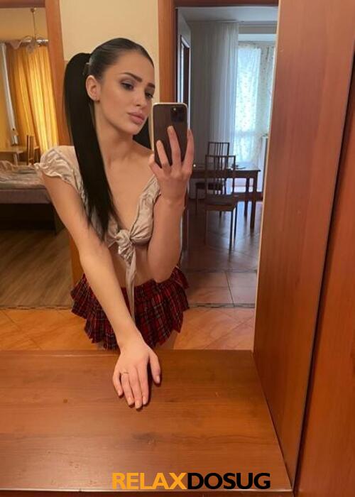  Адель