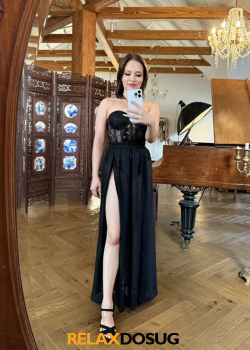  Карина