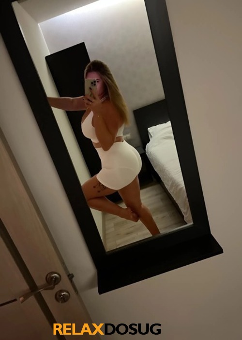  Ева