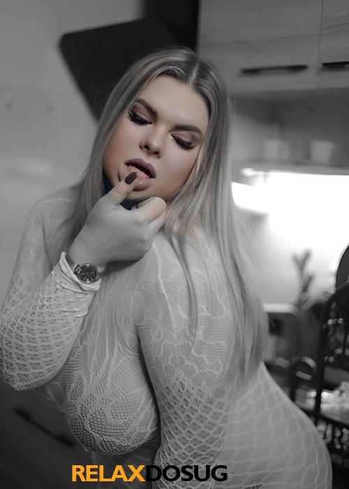  Ева