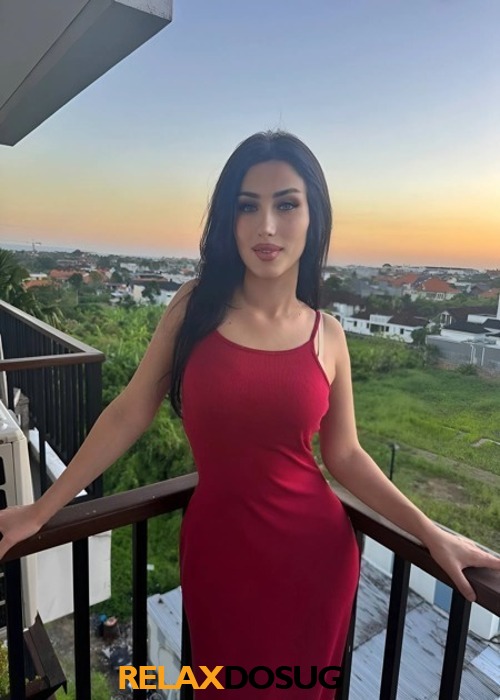 Ева