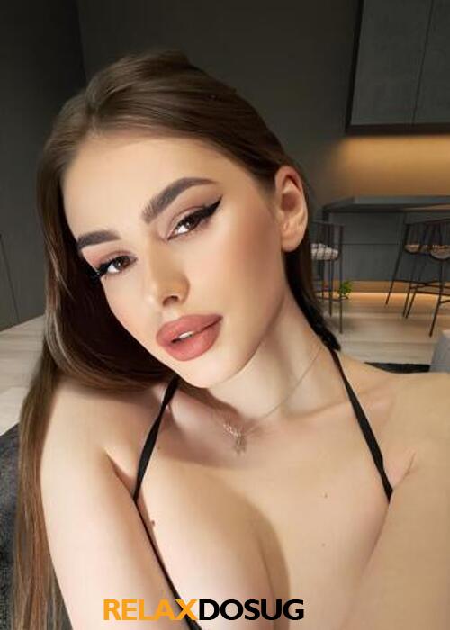  Анна