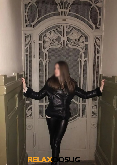  Тина
