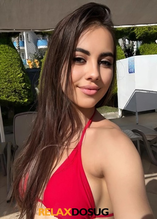  Анна